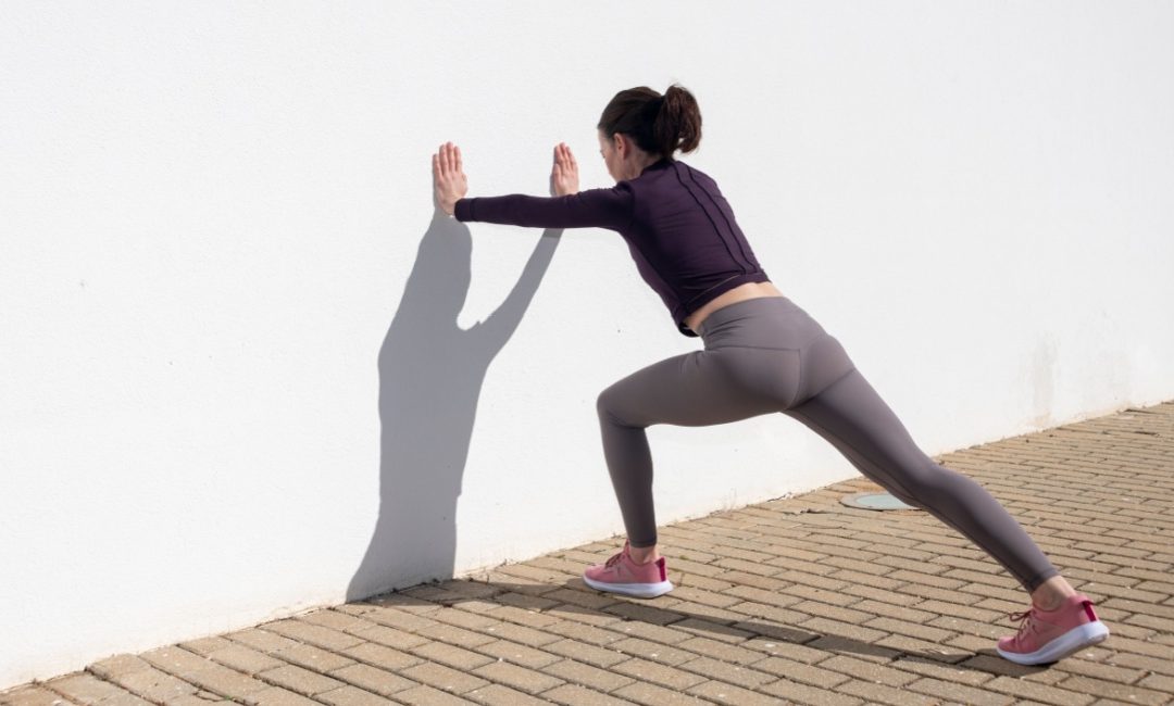 Pilates uza zid – vježbe za snagu i fleksibilnost